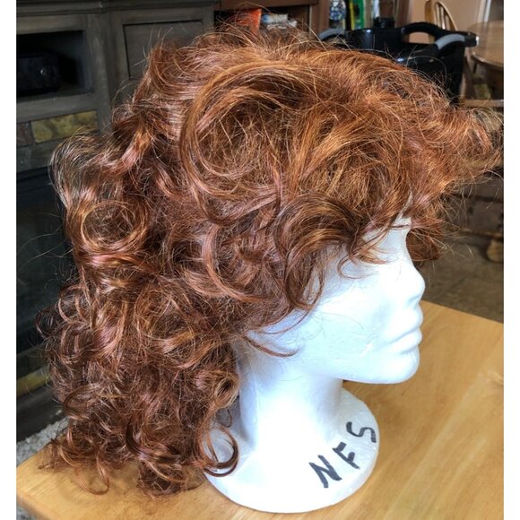 Paula Young Wig NWT Brittany Red Long Medium Curls Color 33/28 Auburn main image 12